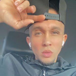 Meet your Posher, Bryant